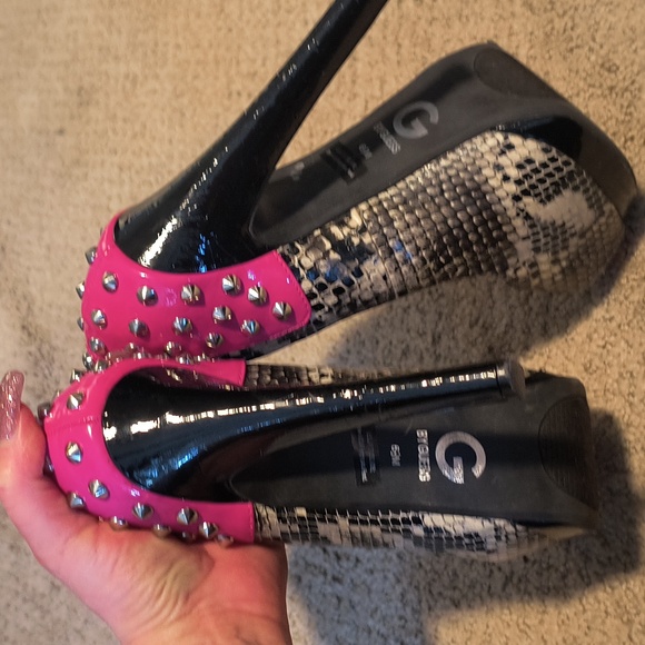 Guess Snake skin sky high heels - Picture 2 of 5